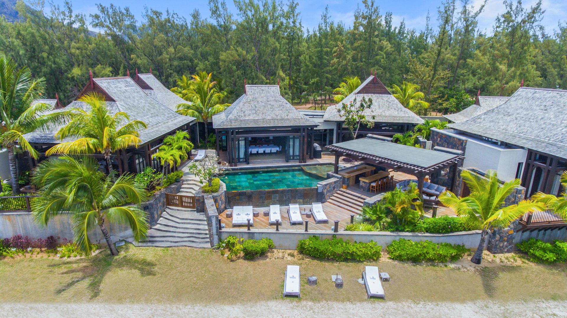 Grand Beachfront Villa