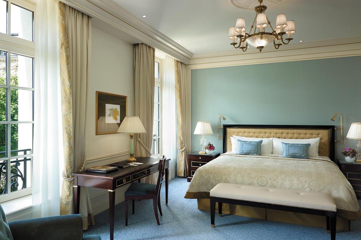 Shangri-La Hotel Paris