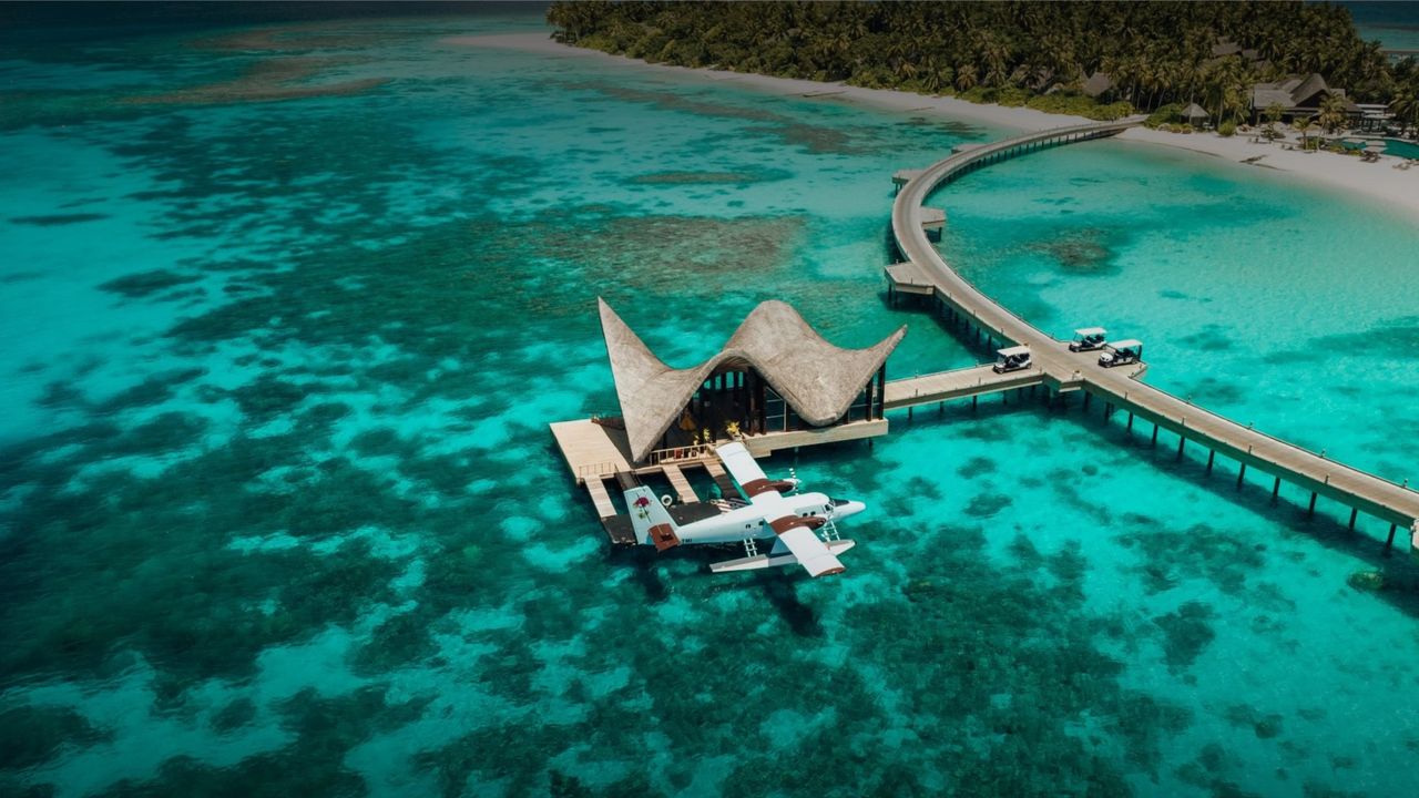 Seaplane arriving at JOALI Maldives jetty