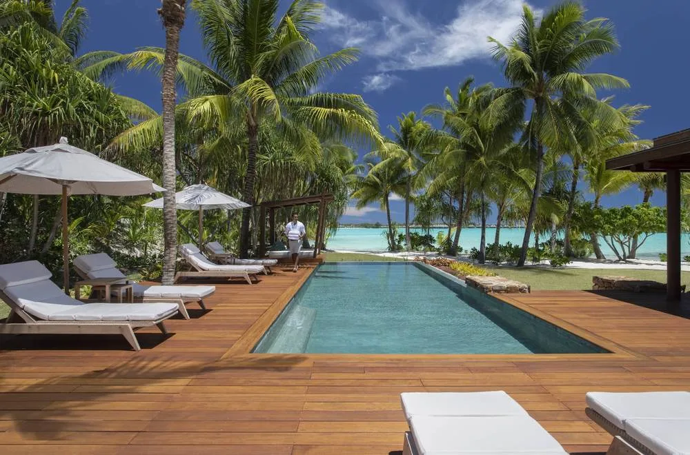 Four Seasons Resort Bora Bora
